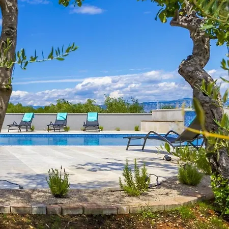 Mediterranean Luxury Jele Dobrinj