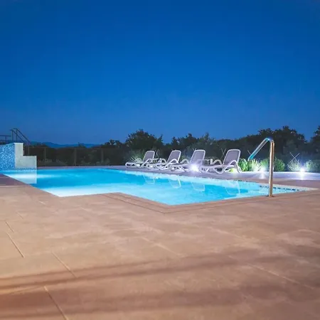 Mediterranean Luxury Jele * Dobrinj